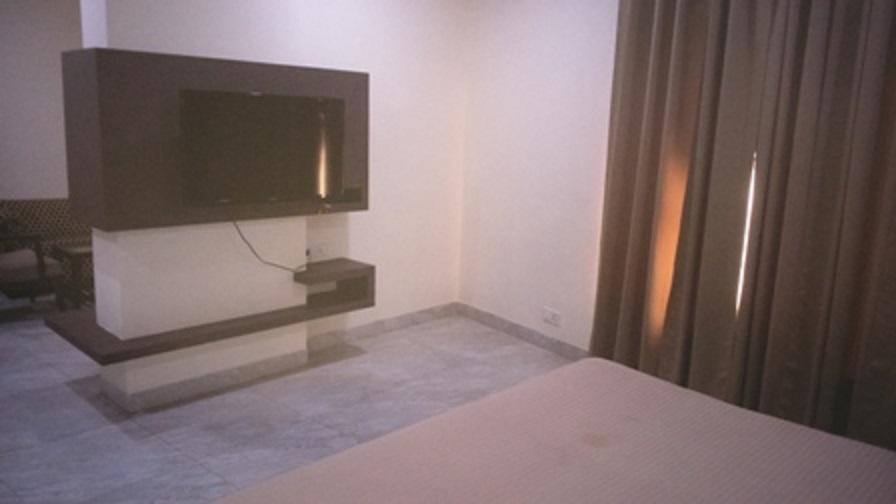 Veena Regency Ξενοδοχείο Chās Εξωτερικό φωτογραφία