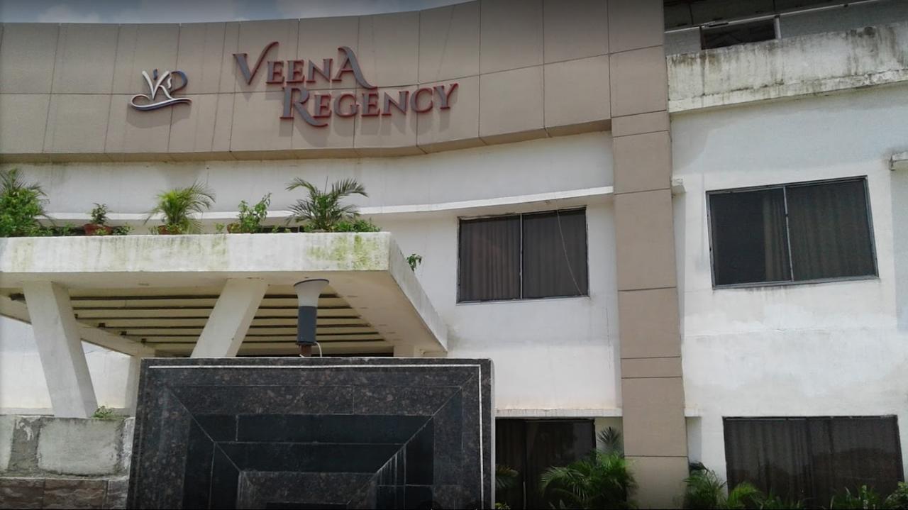 Veena Regency Ξενοδοχείο Chās Εξωτερικό φωτογραφία